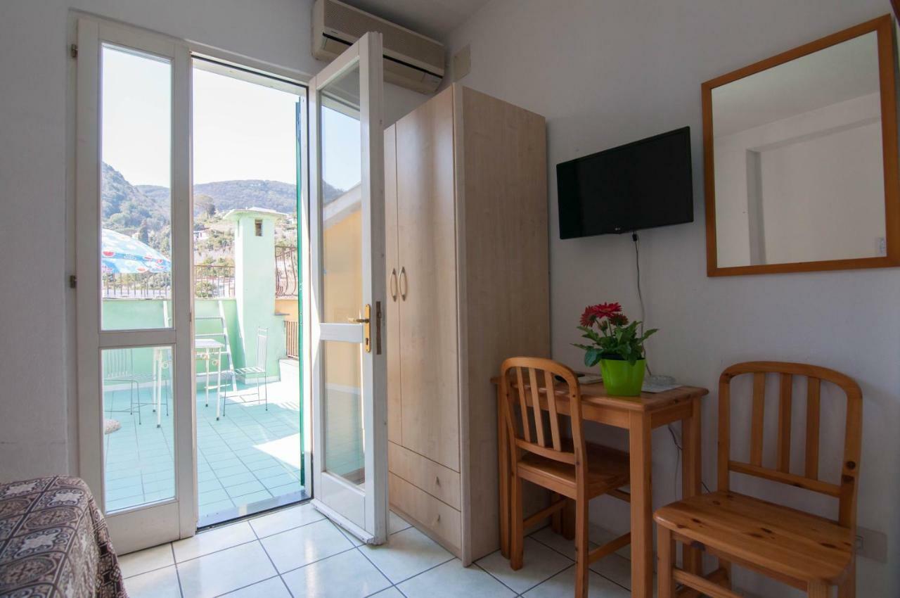 Albergo Macri Ischia Luaran gambar